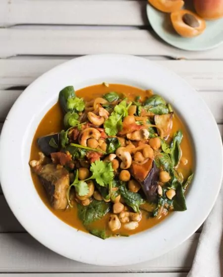 Aubergine & Chickpea Curry